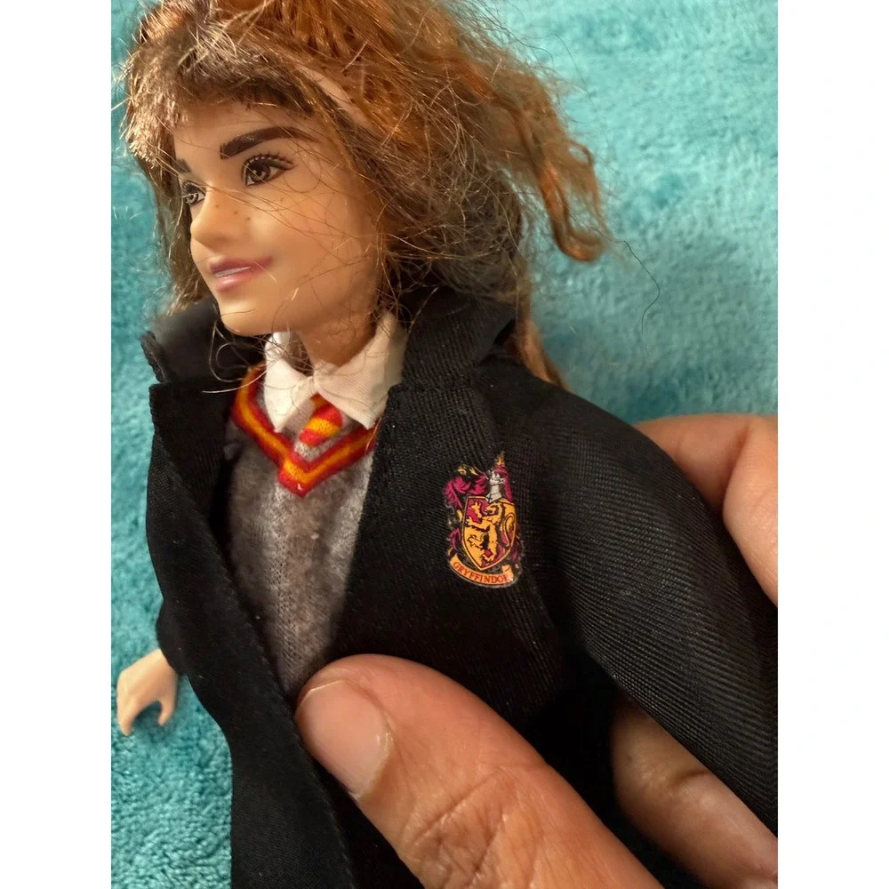Mattel Harry Potter Hermione Granger Doll‎ Gryffindor Uniform FYM51 Articulated